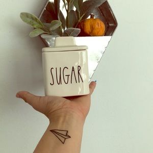 Rae dunn sugar